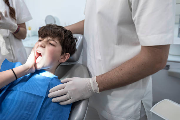 Best Emergency Dental Services for Seniors in Raymond, IL